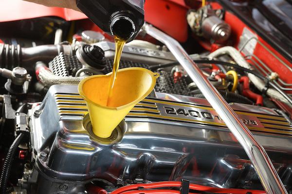 What Are the Different Types of Motor Oil?